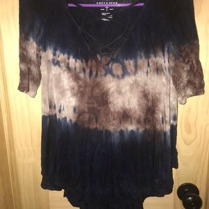 American Eagle tee
